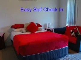 BLK Stays Guest House Deluxe Units Morayfield