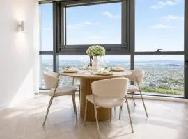 Queen's Wharf lv 62 1Bedroom apt - City and Skyline view