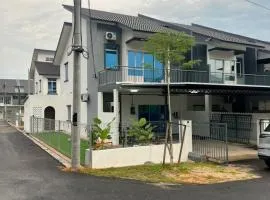 DLuqaz Private Pool Homestay Alor Gajah Melaka