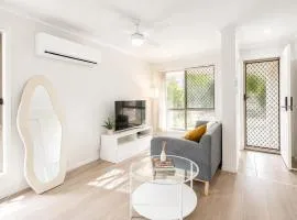 4BR Simple and Comfy Family Home between BNE and Ipswich