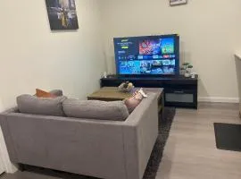 Prairie Paradise Place-2 Bedroom Suite