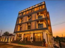 FabHotel The Crystal