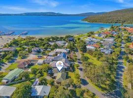 Emu Point Beach Cottages - by the BnB Collection