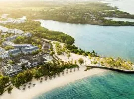 Azuri Resort Villa with Pool, Golf & Beach Club