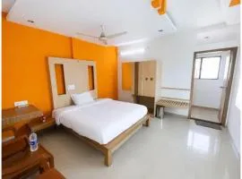 FabHotel Bhagyashri Executive