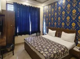Hotel8 Inn