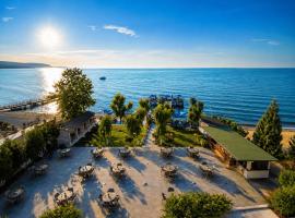 Grand Koru Hotel Beach, hotel u gradu 'Yalova'