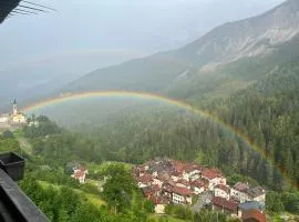 Dolomites View Apartment - Mountain Relax Experience