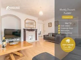 4-Bed House in Lowton Ideal for Contractors & Families