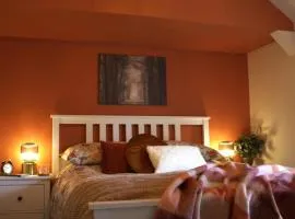 Hare's Rest - Cosy cottage with private parking near Bath