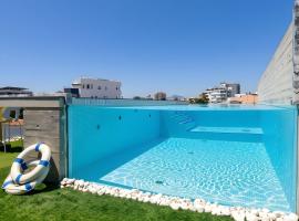 Lokàl Boutique Hotel, מלון בלרנקה