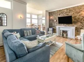 4 Bed in Looe oc-l30051
