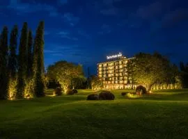 The Par Phuket Hotel