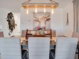 Mooove Your Herd Into a New Cozy Barn Haus-in NB