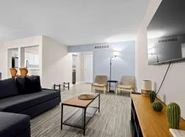 The Ultimate Rochester Getaway Cozy & Inviting
