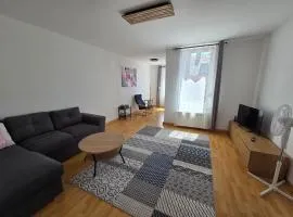 Großzügiges Apartment im Obergeschoss