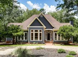 Mid-Term Stay Near Lake Oconee! Home w/ Gazebo