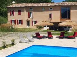 Domaine Monbel - Chambres doubles avec accès piscine près de Mirepoix