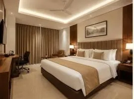 AYUSHMAAN - Premium