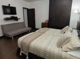 hostal cf bed y breakfast