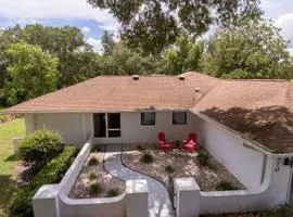 Foxrun Retreat - 3BR Inverness Poolhome