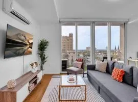 Bright 1BR Near BOKCenter-Gym,Lounge,Balcony,PetOK