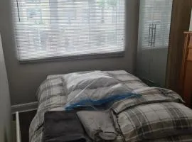 Cosy Double Room 3 near Bath City Centre
