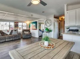 Lake Havasu Home w/ Resort Perks, Walk to Lake