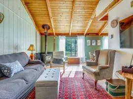 Unique Thornton Townhome: Swim, Ski, & Hike!