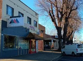 iMotel Cooma