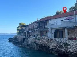 Secluded fisherman's cottage Cove Srhov Dolac, Hvar - 15087