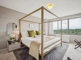 Large 2 Bedroom-2 bath Suite with Balcony