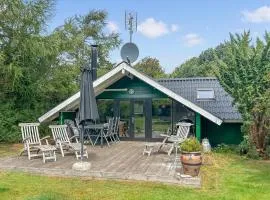 2 Bedroom Nice Home In Samsø