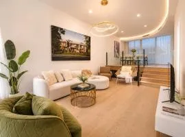 Syd South 5BR Home Walk Station Monthly Stays