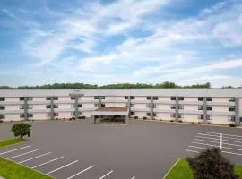 Baymont by Wyndham Columbia, MO