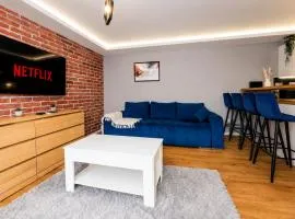 Cosy Central Spacious Place with Free Parking