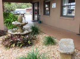 Dinner Bell Motel, hotel near Rainbow Springs State Park, Dunnellon