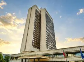 Astoria Grand Hotel