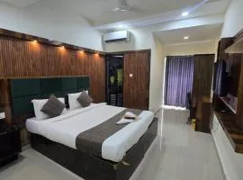 Queens Residency - Kochi
