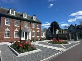 Historic American Garden Home in Cork