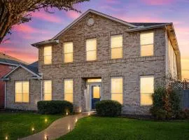 5BD 2 5BA Luxury Retreat with Pool Gym & Games