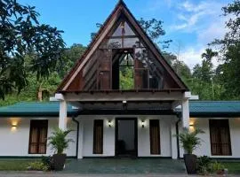 Mist Mountain Hiking Base