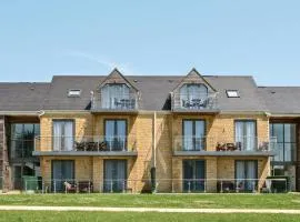 Cotswolds Apartment 4, Sleeps 9