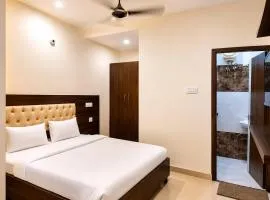 Hotel Red Hut Chandigarh railway station