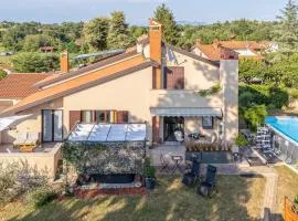 2 Bedroom Amazing Home In Pazin