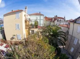Apartments Old Town