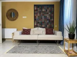 Aura House