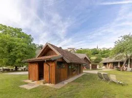 3 Rivers Beehive cabin on a farm