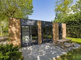 Cube I stijlvol en licht 4 persoons chalet