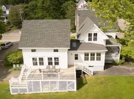One Atlantic | 5BR harbor view Maine home, close to town, deck